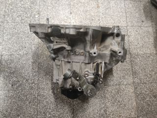 bontott SUZUKI SWIFT III Váltó (Mechanikus)