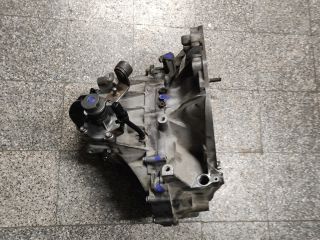 bontott SUZUKI SWIFT III Váltó (Mechanikus)