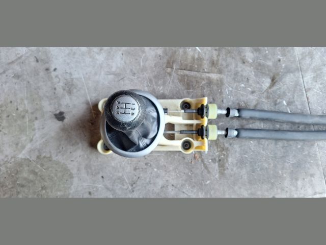 bontott SUZUKI SWIFT III Váltókar (Mechanikus)
