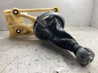 bontott SUZUKI SWIFT III Váltókar (Mechanikus)