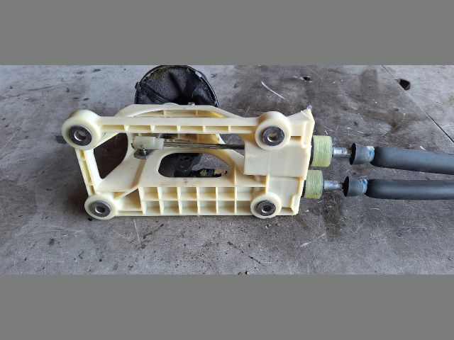 bontott SUZUKI SWIFT III Váltókar (Mechanikus)