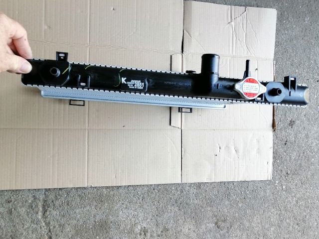 bontott SUZUKI SWIFT III Vízhűtő Radiátor (Klímás)