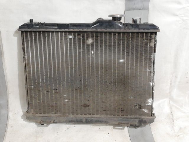 bontott SUZUKI SWIFT III Vízhűtő Radiátor (Nem klímás)