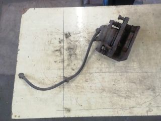 bontott SUZUKI SWIFT III Bal első Féknyereg Munkahengerrel