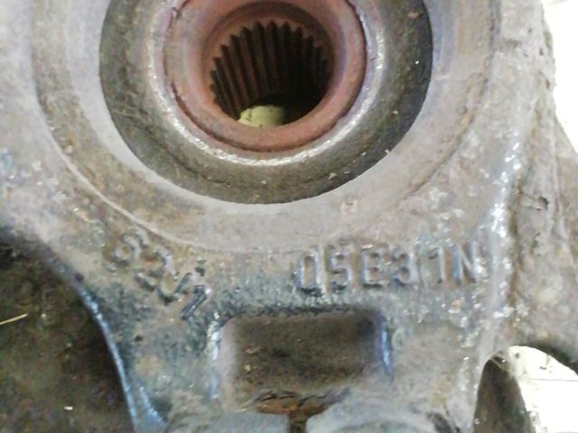 bontott SUZUKI SWIFT III Bal első Kerékagy