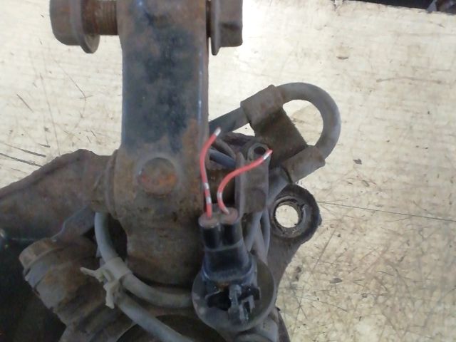 bontott SUZUKI SWIFT III Bal első Kerékagy