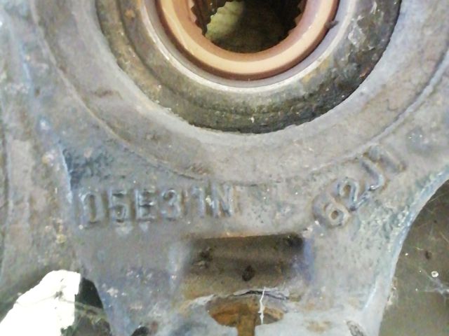 bontott SUZUKI SWIFT III Jobb első Kerékagy