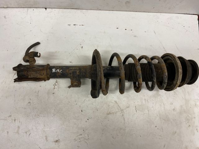 bontott SUZUKI SWIFT III Bal első Gólyaláb (Lengécsillapító, Rugó)