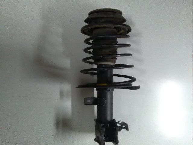 bontott SUZUKI SWIFT III Bal első Gólyaláb (Lengécsillapító, Rugó)