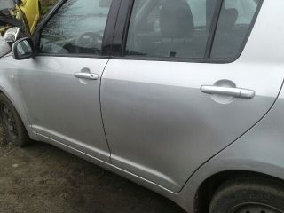 bontott SUZUKI SWIFT III Bal első Gólyaláb (Lengécsillapító, Rugó)