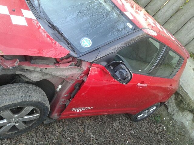 bontott SUZUKI SWIFT III Bal első Rugó