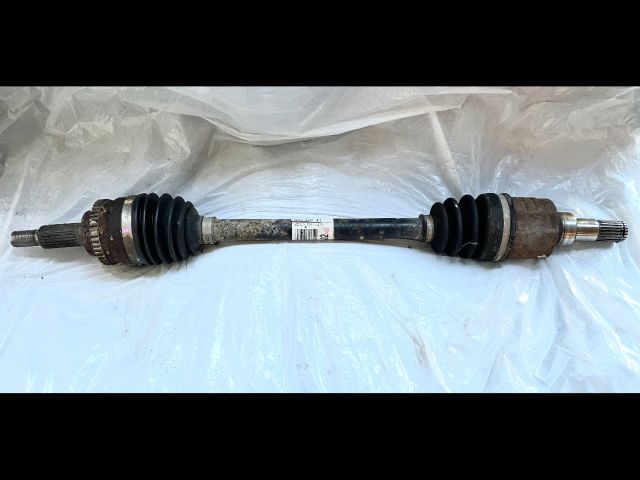 bontott SUZUKI SWIFT III Bal Féltengely