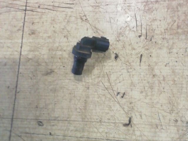 bontott SUZUKI SWIFT III Főtengely Fordulatszám Jeladó