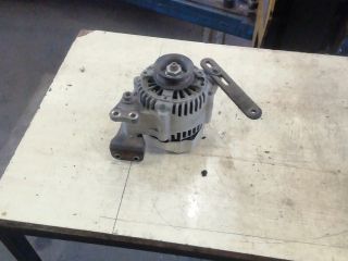 bontott SUZUKI SWIFT III Generátor