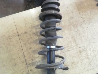 bontott SUZUKI SWIFT III Jobb első Gólyaláb (Lengécsillapító, Rugó)