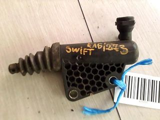 bontott SUZUKI SWIFT III Kuplung Munkahenger