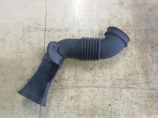 bontott SUZUKI SWIFT III Légbeömlő Cső