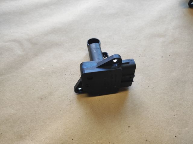 bontott SUZUKI SWIFT III Légtömegmérő