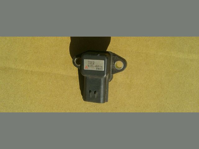 bontott SUZUKI SWIFT III Szívócső Nyomásérzékelő