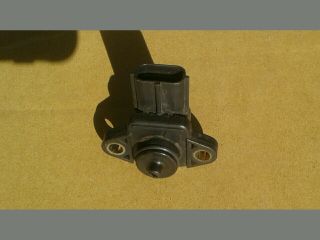 bontott SUZUKI SWIFT III Szívócső Nyomásérzékelő