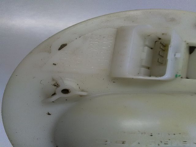 bontott SUZUKI SWIFT III Üzemanyag Szivattyú