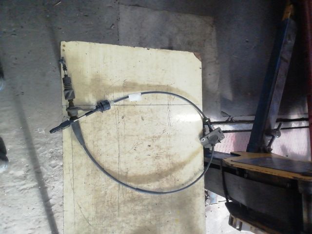 bontott SUZUKI SWIFT III Váltó Bowden