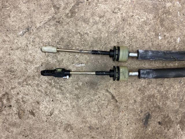 bontott SUZUKI SWIFT III Váltó Bowden