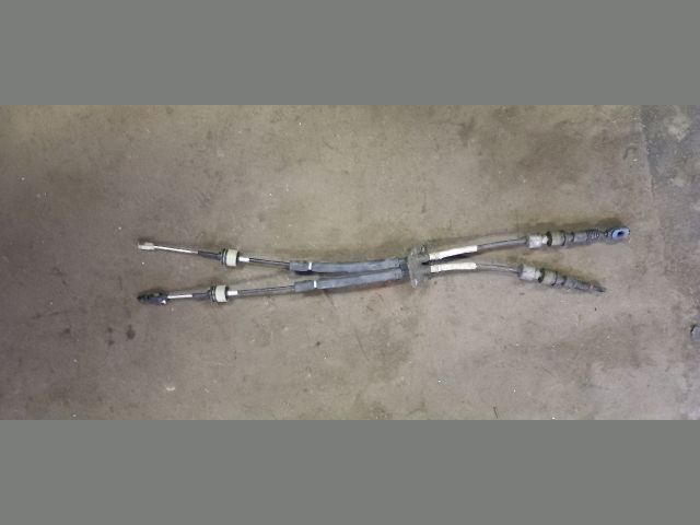 bontott SUZUKI SWIFT III Váltó Bowden