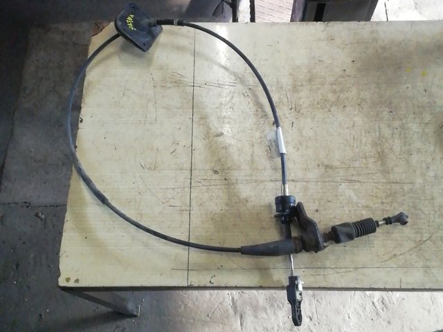 bontott SUZUKI SWIFT III Váltó Bowden