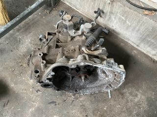 bontott SUZUKI SWIFT III Váltó (Mechanikus)