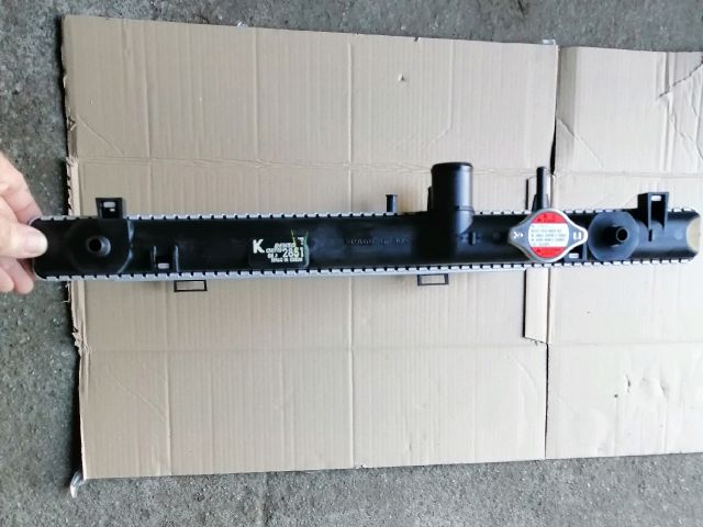 bontott SUZUKI SWIFT III Vízhűtő Radiátor (Klímás)