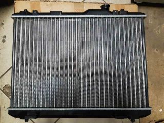 bontott SUZUKI SWIFT III Vízhűtő Radiátor (Klímás)