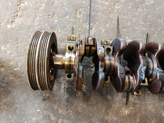 bontott SUZUKI SWIFT III Főtengely (Magában)