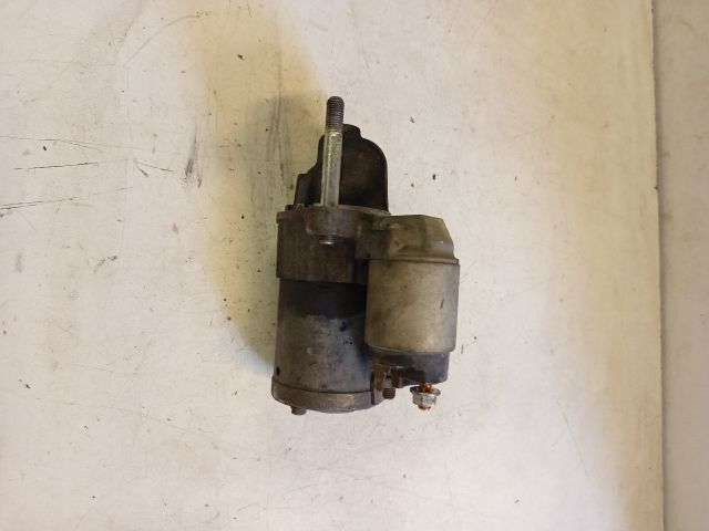 bontott SUZUKI SWIFT III Önindító