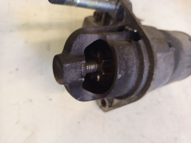 bontott SUZUKI SWIFT III Önindító