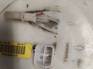 bontott SUZUKI SWIFT III Üzemanyag Szivattyú