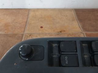 bontott SUZUKI SWIFT III Ablakemelő Kapcsoló Négyes / Kettes