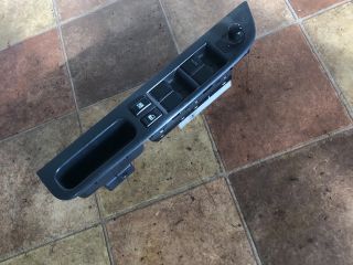 bontott SUZUKI SWIFT III Ablakemelő Kapcsoló Négyes / Kettes