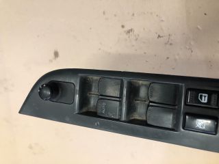 bontott SUZUKI SWIFT III Ablakemelő Kapcsoló Négyes / Kettes