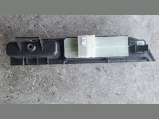 bontott SUZUKI SWIFT III Ablakemelő Kapcsoló Négyes / Kettes