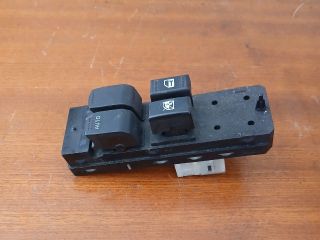 bontott SUZUKI SWIFT III Ablakemelő Kapcsoló Négyes / Kettes
