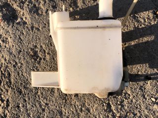 bontott SUZUKI SWIFT III Ablakmosó Tartály