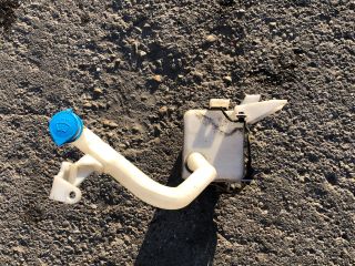 bontott SUZUKI SWIFT III Ablakmosó Tartály