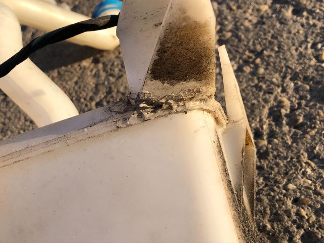 bontott SUZUKI SWIFT III Ablakmosó Tartály