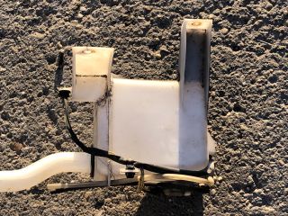 bontott SUZUKI SWIFT III Ablakmosó Tartály