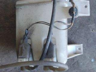 bontott SUZUKI SWIFT III Ablakmosó Tartály