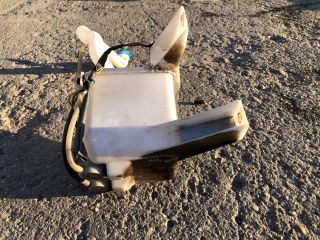 bontott SUZUKI SWIFT III Ablakmosó Tartály