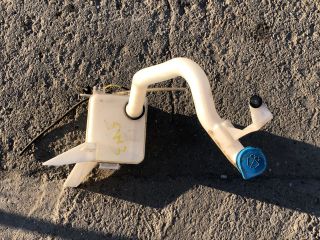 bontott SUZUKI SWIFT III Ablakmosó Tartály