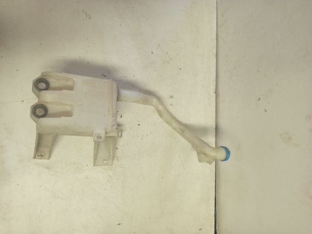 bontott SUZUKI SWIFT III Ablakmosó Tartály