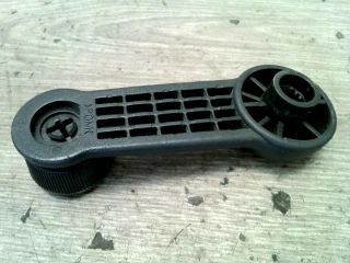 bontott SUZUKI SWIFT III Ablaktekerő Kar (Pozíciófüggetlen)